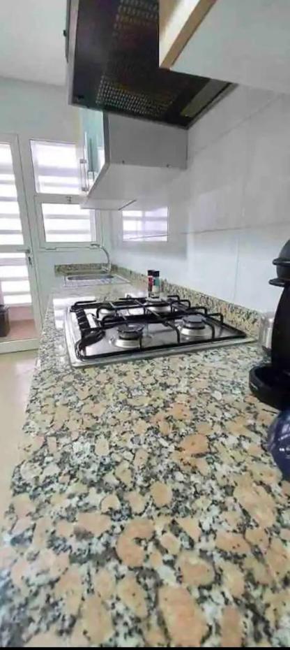 Moderne Appartement Met Tuin Танжер Экстерьер фото